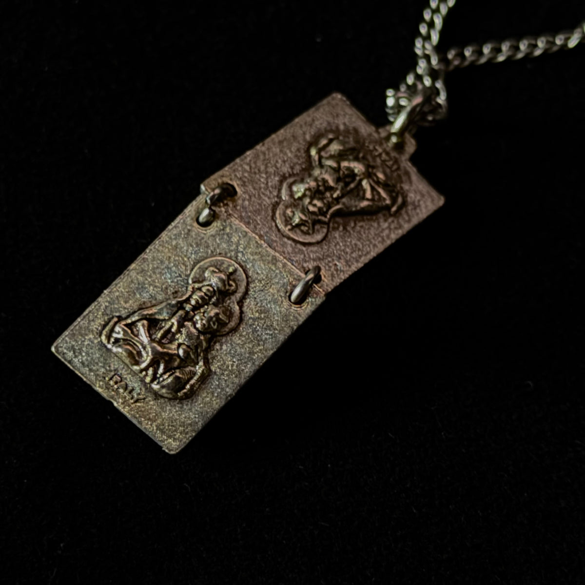 Reverse Plate Necklace