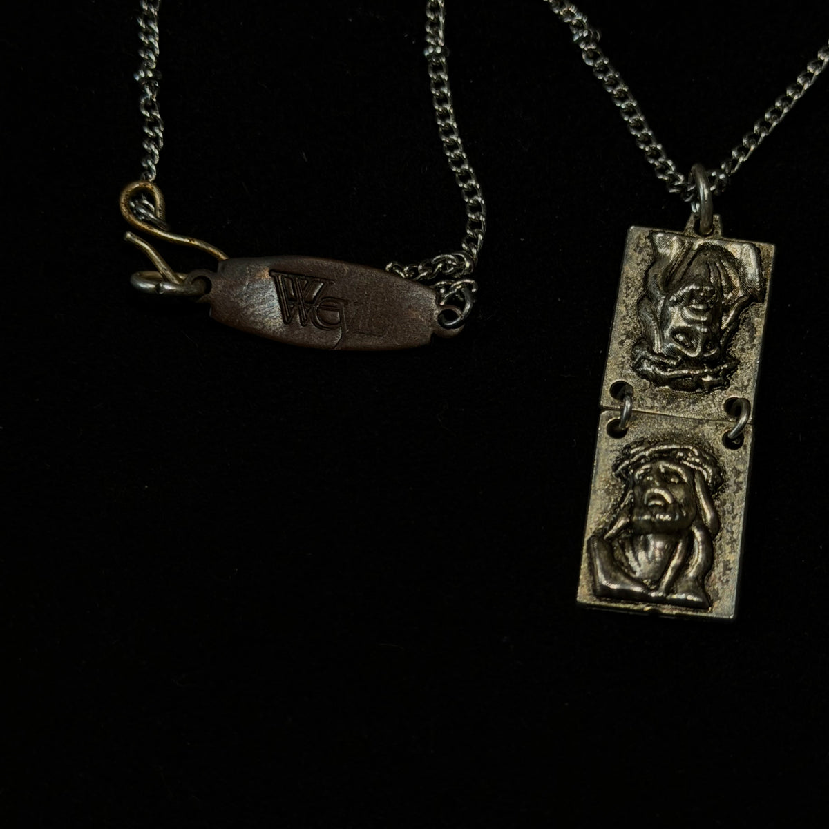 Reverse Plate Necklace
